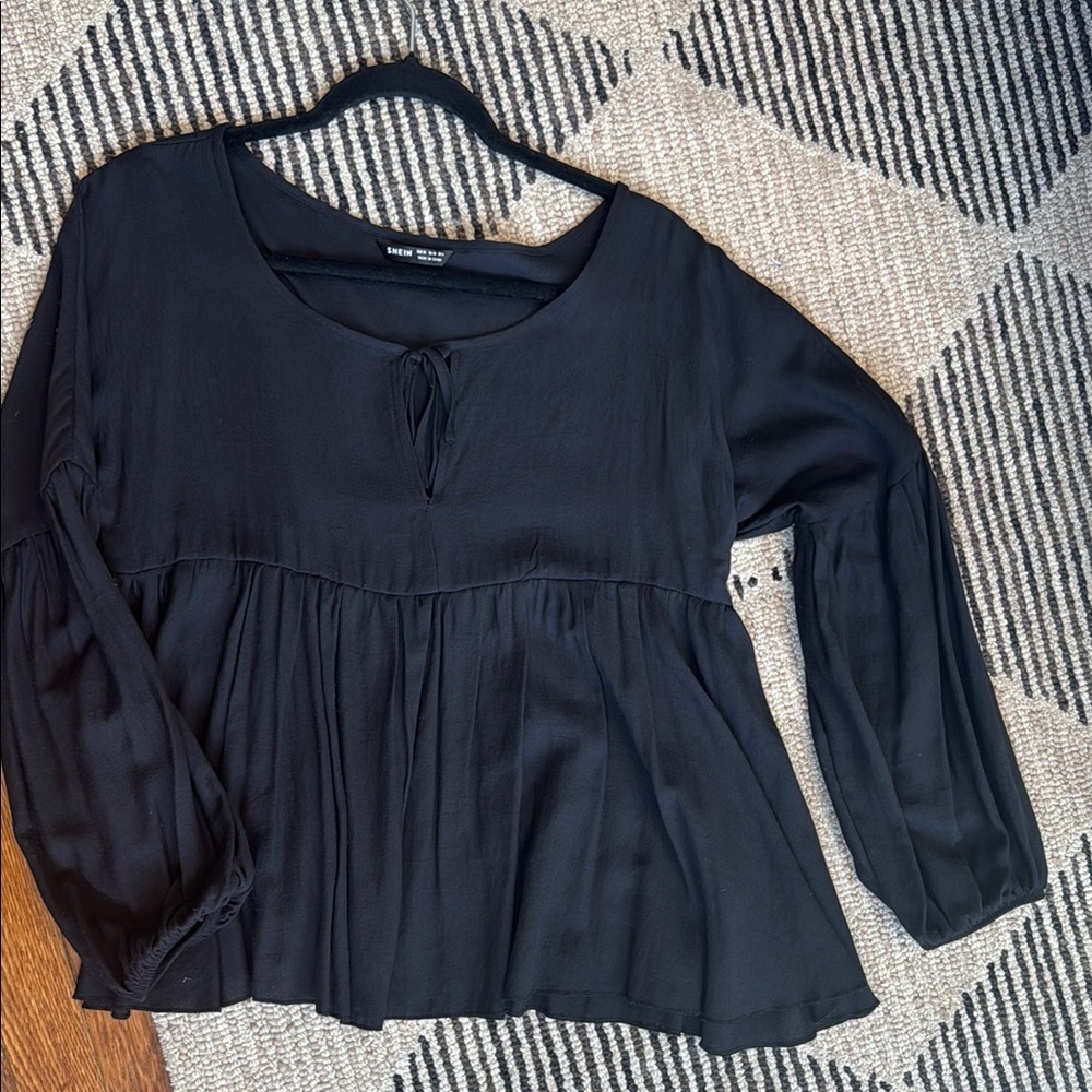 Women's Black Beumont Flowy Peasant Blouse
